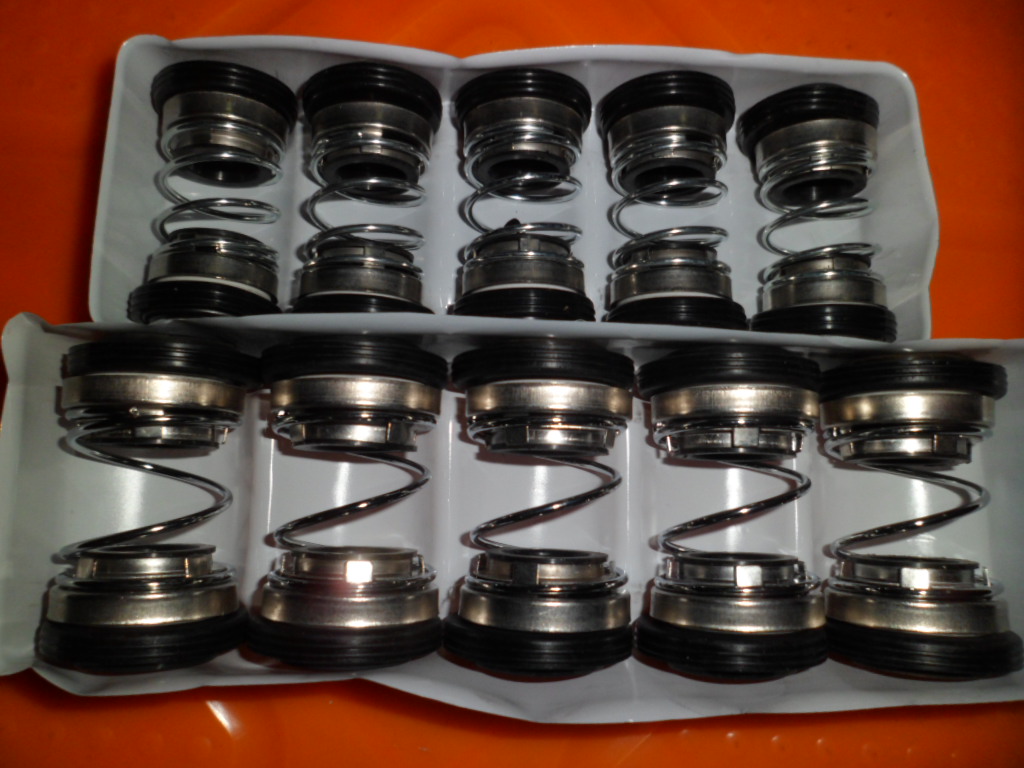 Toast mechanical seal water seal shaft seal graphite ceramic QM202 series QM208 series 10 boxes set