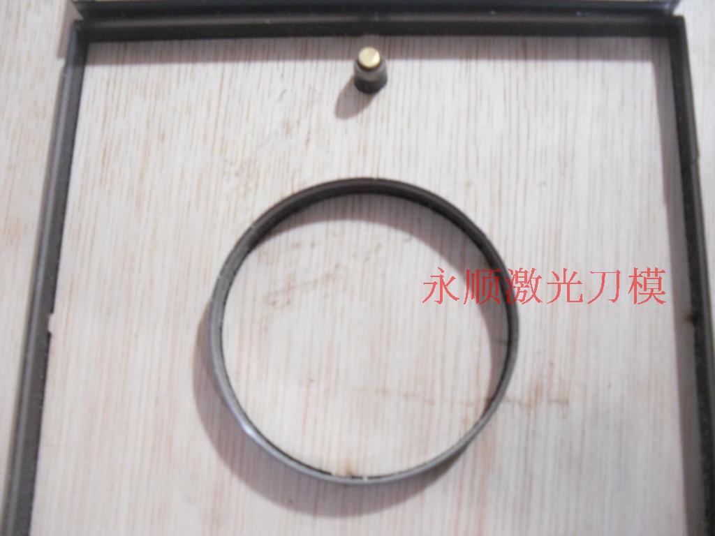 Yongshun laser knife mold customized die-cutting sticker corrugated PVC cardboard cowhide EVA wood mold