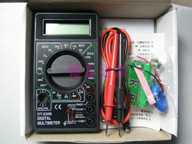 A large set of digital multi - million tables teaching kit DT 830D with buzzing function manufacturer direct sales