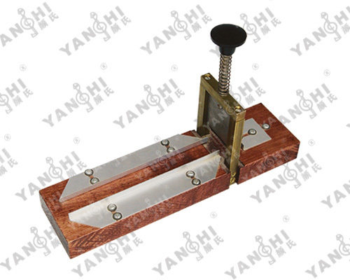 A 1533-cut knife for Yan's piano tuning maintenance tool