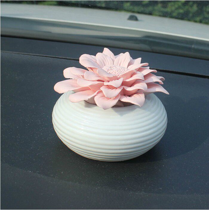 陶瓷玫瑰花 车用水晶汽车香水座 汽车香水 车载香水 送防滑垫