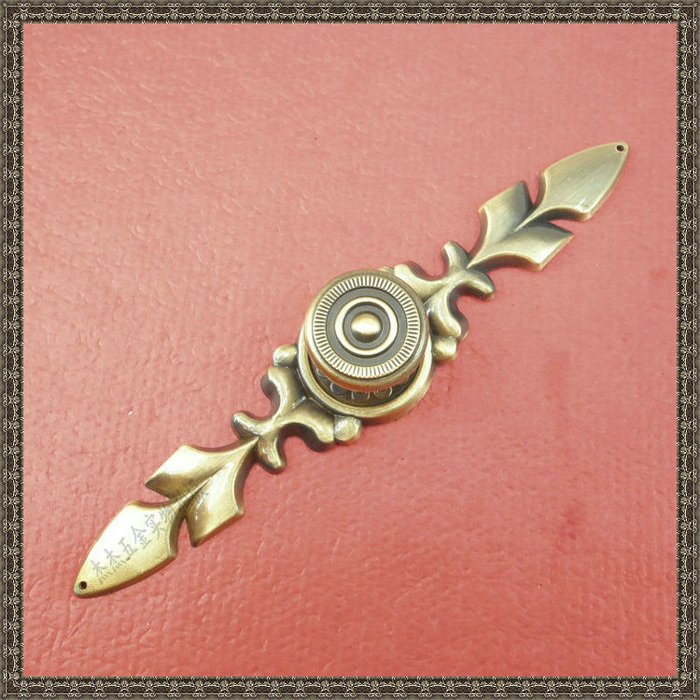 European wardrobe small handle antique red and green gula hand thick cabinet door small hand drawer handle small