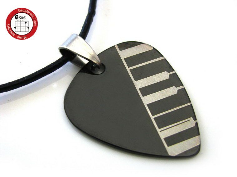 GsusMusic Titanium Steel High-grade Metal Guitar Pick Necklace Piano Keys (Cool Black)