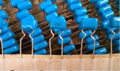 NIS Zyyu 0 22uf 63v(220nf 224J) new film capacitor 2,000 yuan per box