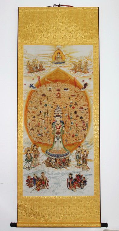 Thousand-handed Guanyin Bodhisattva portrait Buddha Statue Guanyin Buddhist portrait Hanging painting Hanging image Wall chart mounted