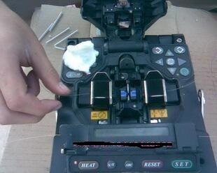 Liupanshui Guizhou territory Guiyang Panzhou professional door-to-door fiber optic welding service Testing service Anshun