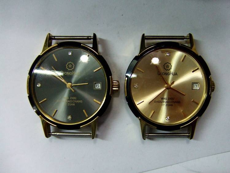 Jongflower big male watch single calendar with only golden double calendar gold black, both of which have optional