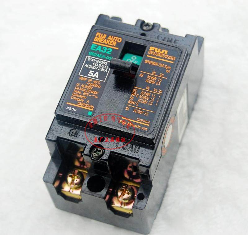 Original dress Japanese Fuji FUJI plastic shell breaker EA32 2P 5A