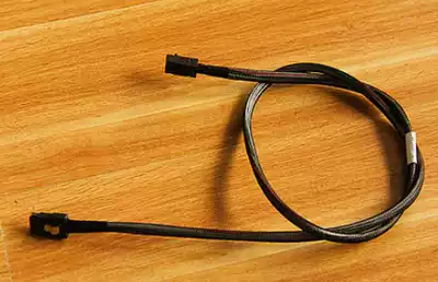 Amphenol Minisas hd cable SFF-8643 to SFF-8087 8643 100cm