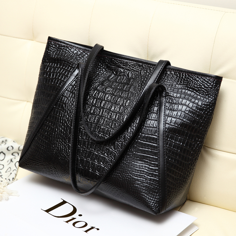 Women's Bag 2023 Spring and Summer New Style Black Simple Versatile Crocodile Pattern Large Bag Fashionable Casual Handbag Shoulder Bag for Women
