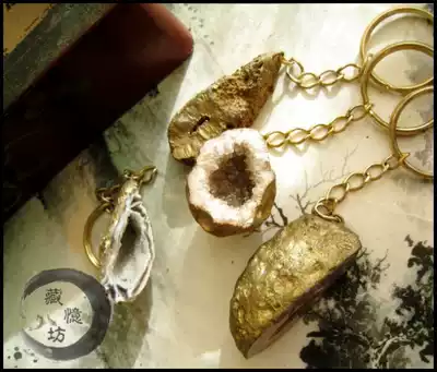 Tibetan Yifang Keychain Tibetan Yifang Dongtian (large)