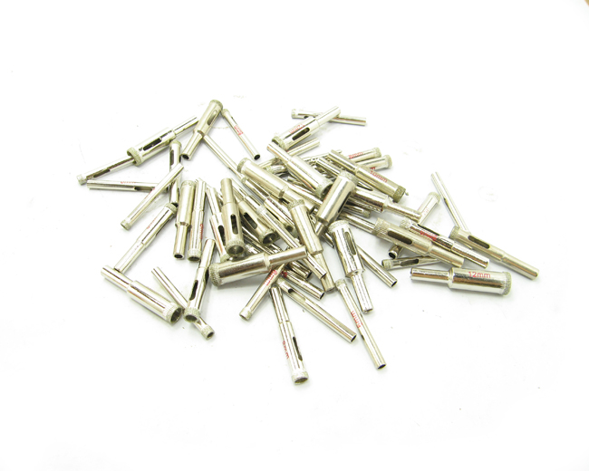 ����˹���ɰ����ʯ��ͷ