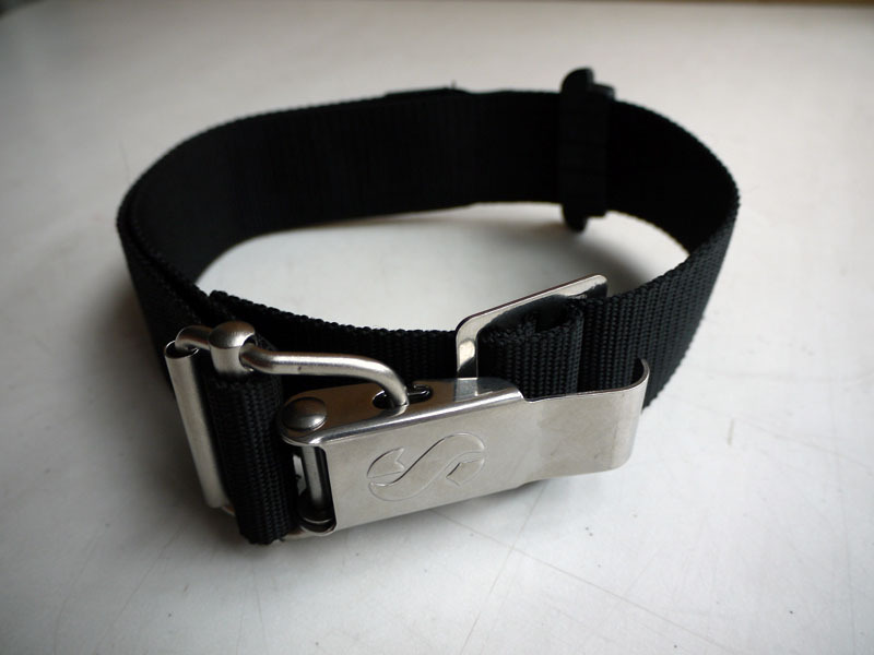 SUPER CINCH GAS CYLINDER QUICK BUCKLE
