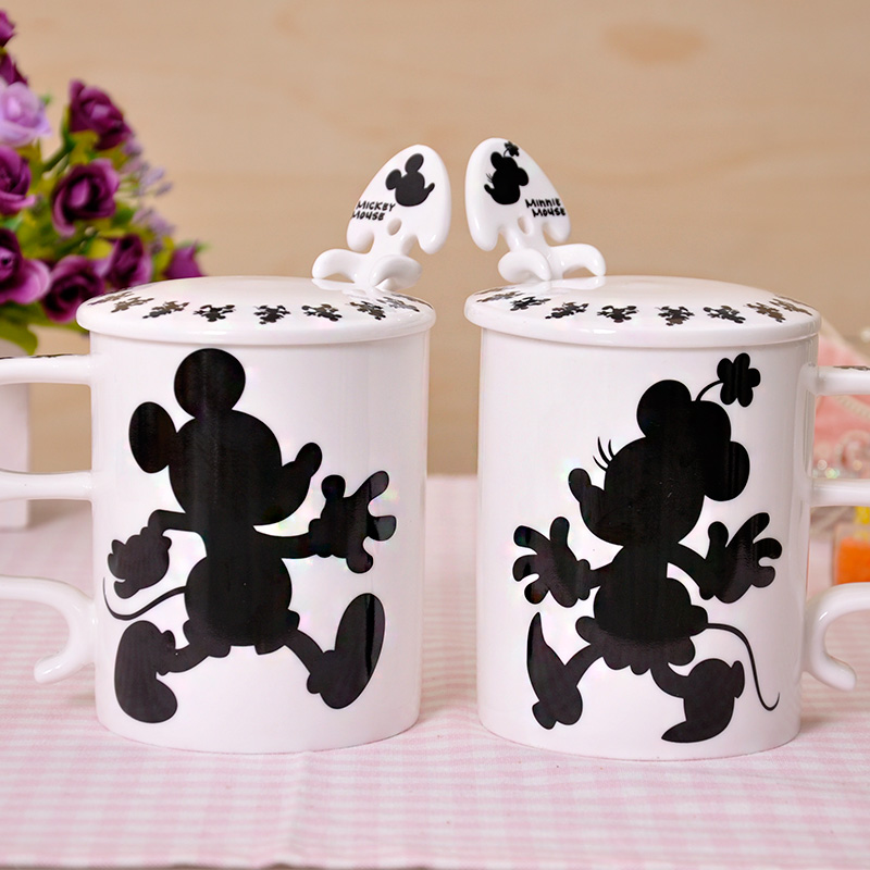 Ya cheng DE mark cup with cover teaspoons of contracted water cup Disney cartoon picking cup ceramic cup express the idea