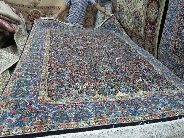 Xinjiang And Tian Handmade Pure Wool Carpet Solo and Tian Old Carpet High Density J1