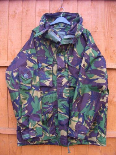 Brand new British Army version British Army original DPM camouflated Polar Wind Wind Clothing Marine Umbrella Soldiers