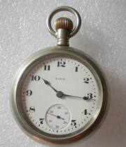Elgin porcelain plate antique pocket watch with large case (opened to the sky)