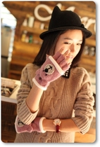 There are joyful three colors optional double Bear rabbit wool wool gloves winter cute girl half finger gloves