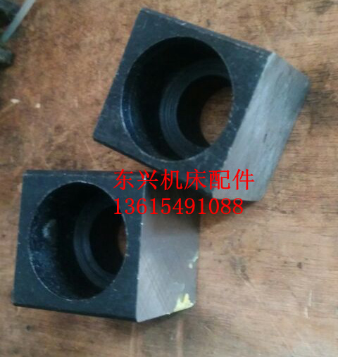 Beijing milling machine X53K X52K X62W XA6132 spindle positioning block 25X25X25 hole 20 small hole 12