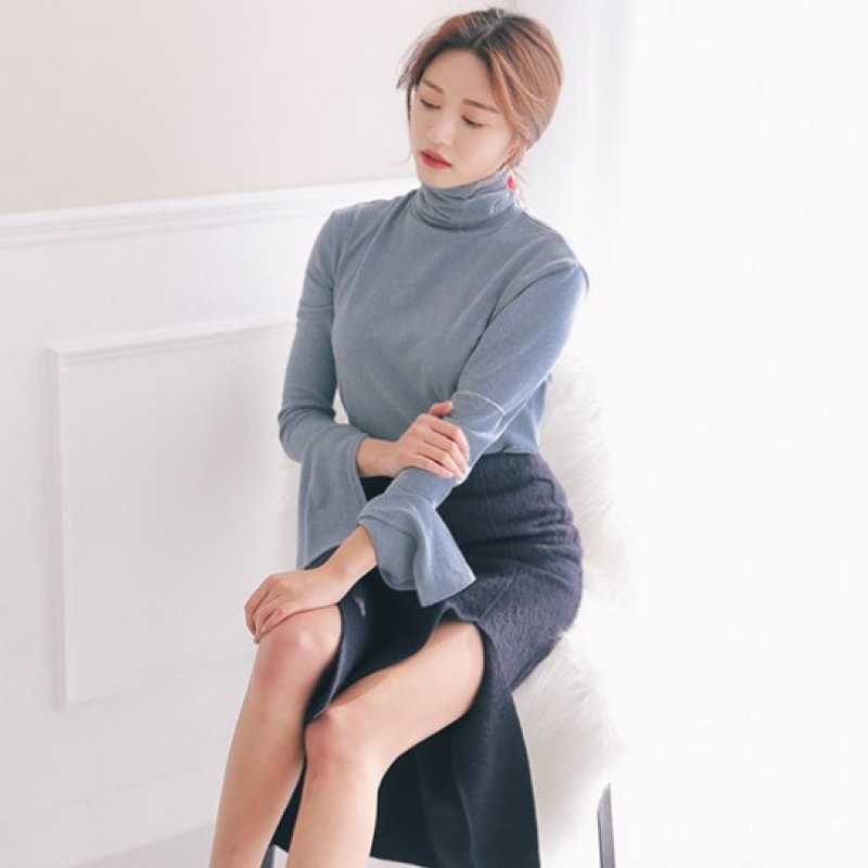 韩国stylenanda官方正品 优雅纯色高领开衩袖T恤-天蓝色
