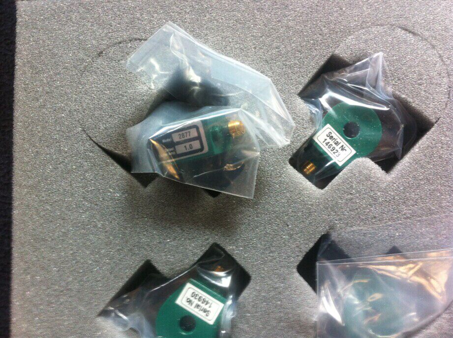 Current stock supplies the US PEARSON current sensor model 2877