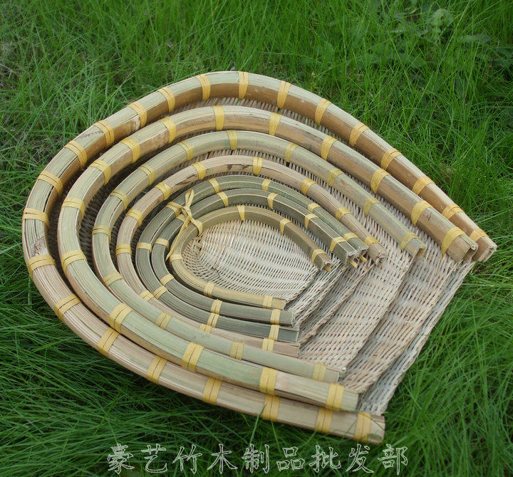 Pure handmade bamboo weaving bamboo dustpan bamboo basket fruit bowl bamboo dustpan bamboo shau pan bamboo dustpan dance film props