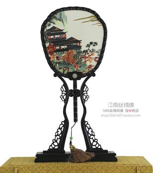 Suzhou ຜະລິດຕະພັນສໍາເລັດຮູບຖັກແສ່ວ, ຖັກແສ່ວດ້ວຍມືບໍລິສຸດ, ພູມສັນຖານຖັກແສ່ວສອງດ້ານ, ພັດລົມພະລາຊະວັງ sandalwood ສີມ່ວງ, ການຕົບແຕ່ງຫ້ອງການສຶກສາ