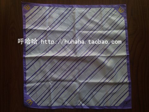 McDonald's manager Hong Kong receptionist with a florist scarf 4 Four little fumilo milkshake Big Brother pattern brand new treasured