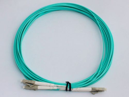 LC-LC OM3 fiber jumper 3M 5M Double Core 10GB 10,000 trillion FC 10,000 trillion 10,000 trillion Card 10,000 trillion Switch