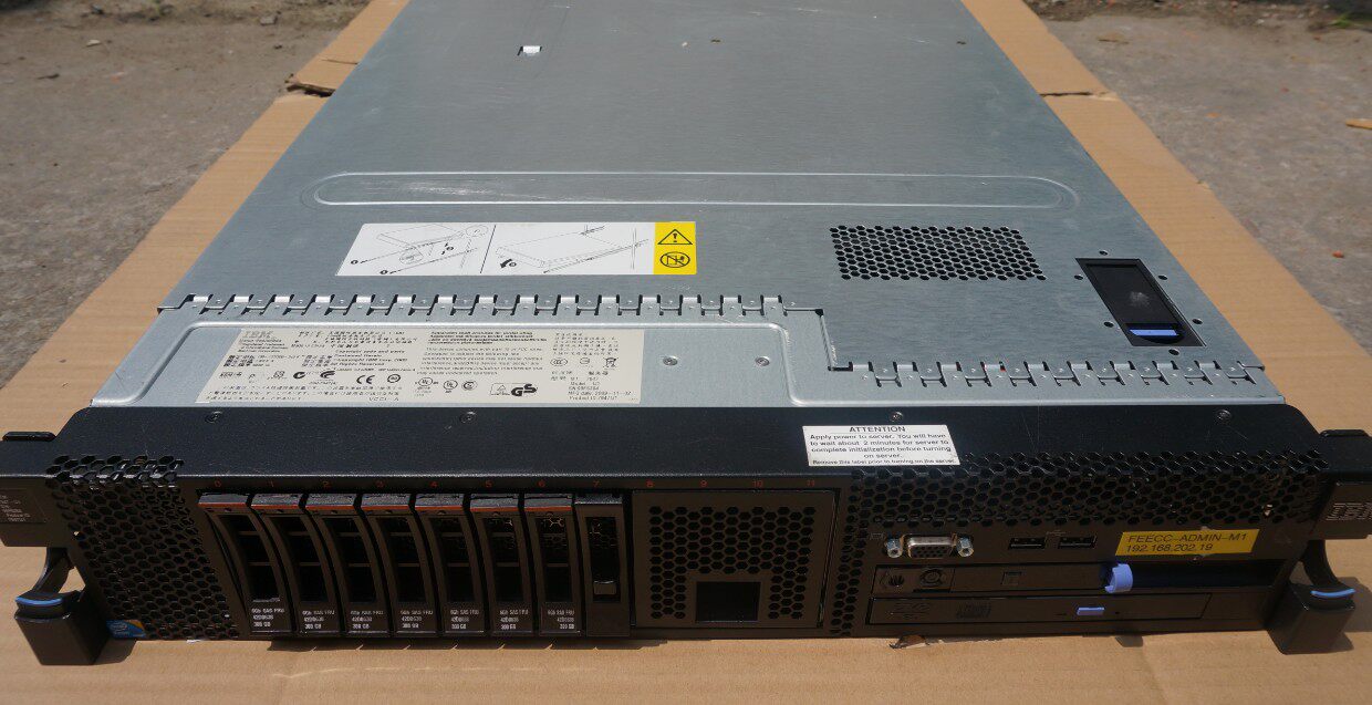 IBM X3550 M2 M2 M3 M3 Xeon rack server 8 core E5620 * 2 16G 146G