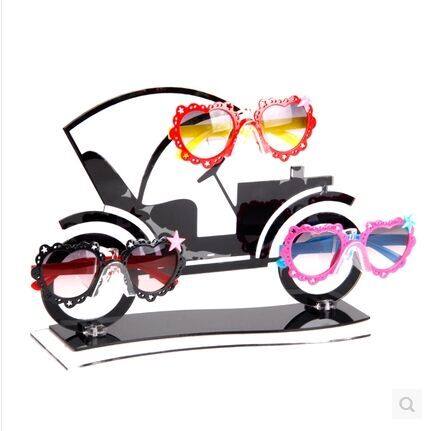Creative models Acrylic glasses display stand Sunglasses Sunglasses window display props Straight car glasses display stand