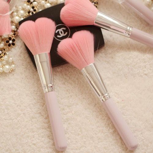 Photo Gallery drama group cosmetic artist special PP brush long rod pink blush brush high honey powder brush brush