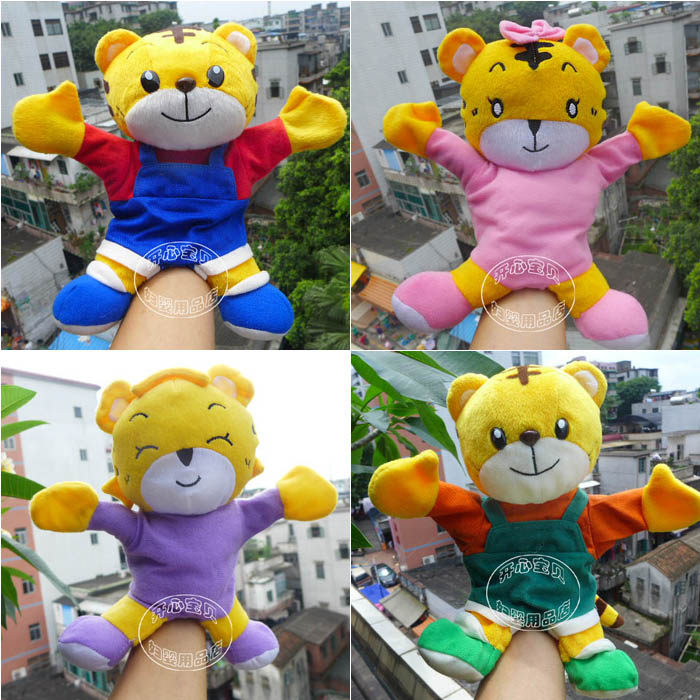 Outer single Q version of the little tiger hand doll toy Forest king Tiger doll Children's parent-child story game props