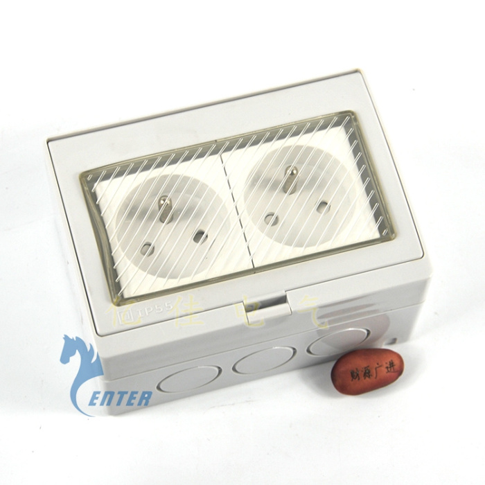 Type 118 wall 2 bits French waterproof power supply socket Ming dress waterproof case suitable for bathroom swimming pool garden outdoor