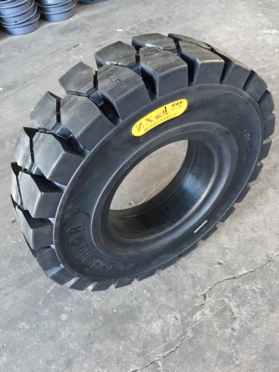 Solid Pneumatic Tire Tire 700-9 600-9 700-12 825-12-15 825-12-15 Letter Stack High Machine Inflatable Tire Tire