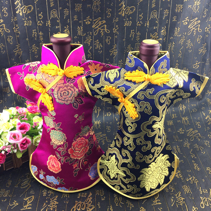 Classical Chinese women's qipao wine bottle cover clothes red wine bottle cover red wine gift packaging for old foreign