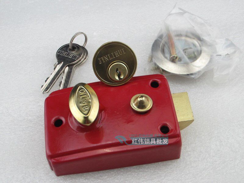 708 single tongue aisle lock pipe lock lock old door lock old red door lock anti - theft lock