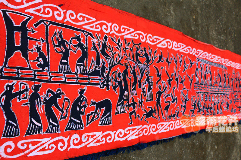 Yunnan Miao wax and dyeing wall-hanging painting Spring Festival festive living room home cloth art batik decoration 44 * 191cm