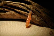 Ювелирные изделия и полуфабрикаты 〓精雕〓清代老玛瑙小花片帽饰帽花挂件 古玩古董收藏杂项老物件