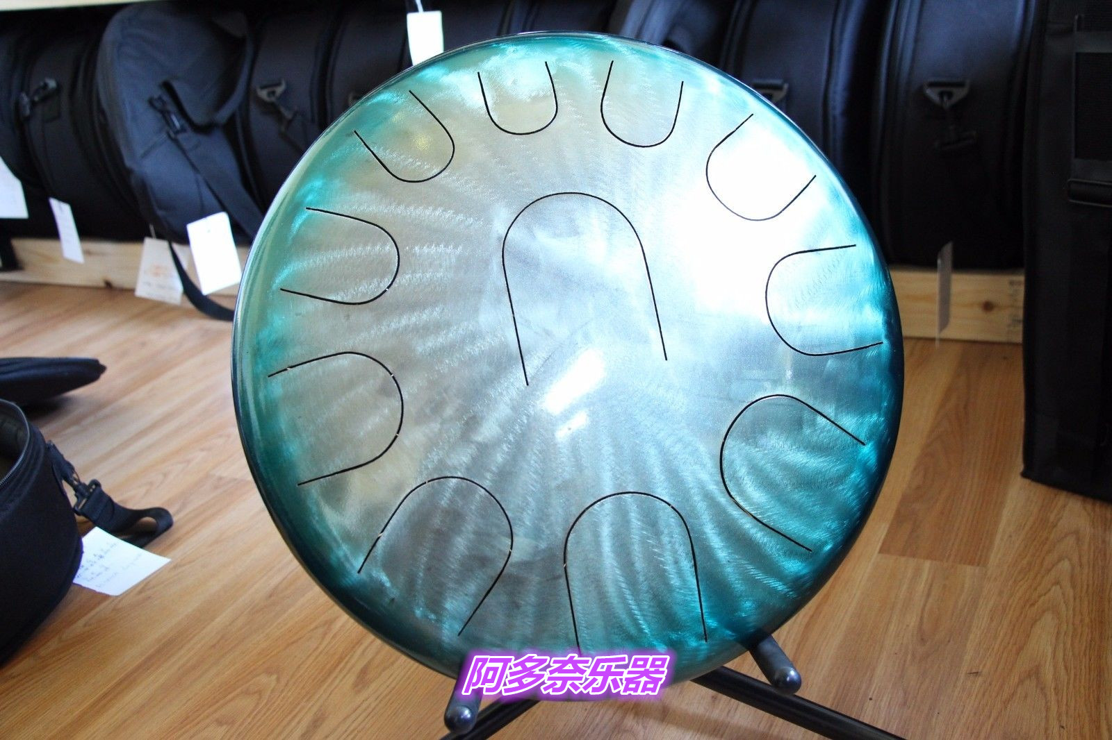 Spot US imported manufacturing hand disc musical instrument double-sided Handpan 1623 tone Hijaz tuning steel tongue drum