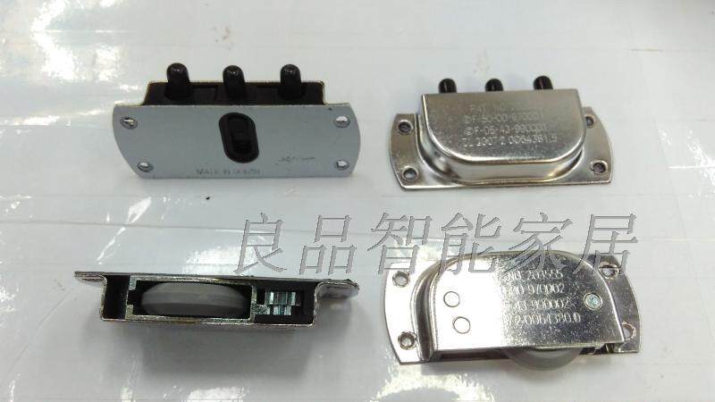 Taiwan Pinliang Imports Black Three-friendly Stainless Steel Four Generations Furniture Transfer Door Wheel cabinet Wardrobe Shift wheel