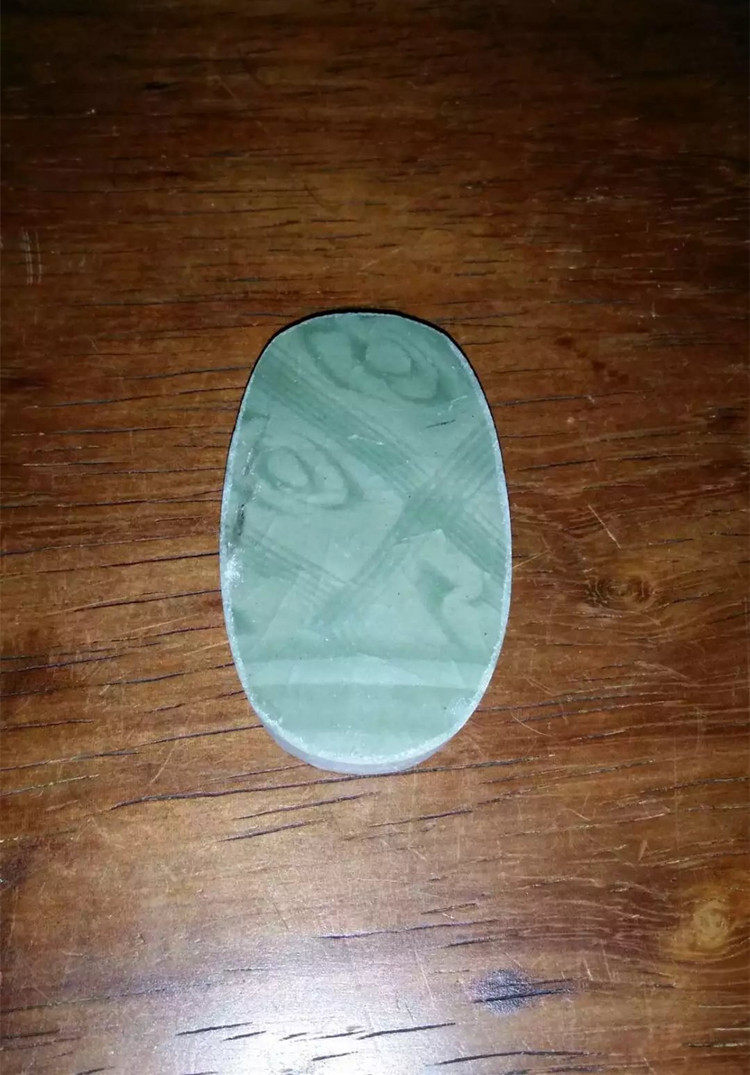 Bag Old Fidelity Qing Dynasty Blue Porcelain Invisible Flower Pattern Ancient Porcelain Sheet Pendant Old Porcelain Piece Ornament Necklace Pendant Good Hair Color