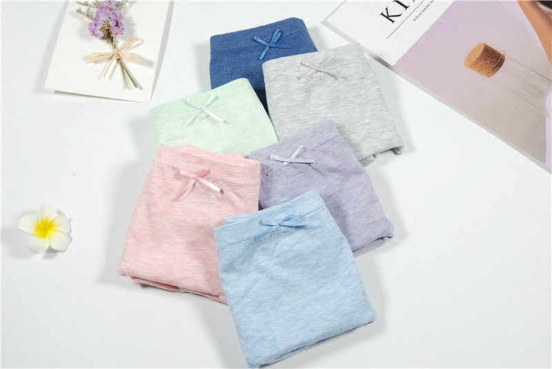 Korean version of the new soft color Modale seamless no-dent underpants female four-corner underpants mid-waist cotton crotch pants head