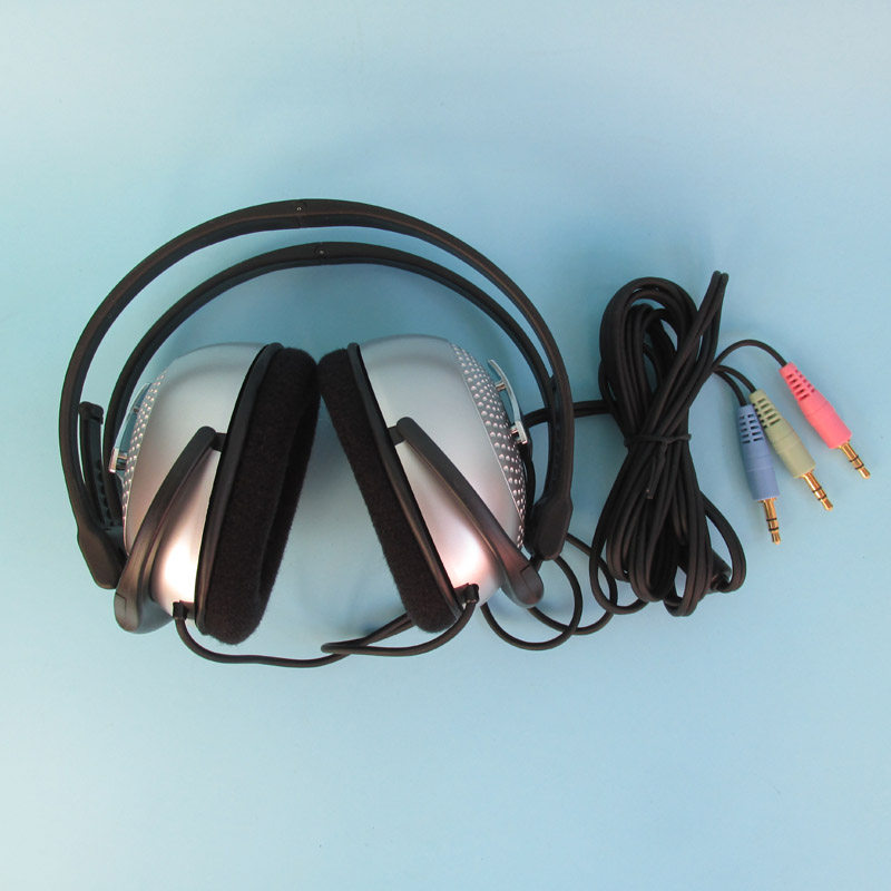 Cost-effective headphones omigo 5 1-channel head-mounted ear-protection headphones do not lose the effect of large headphones