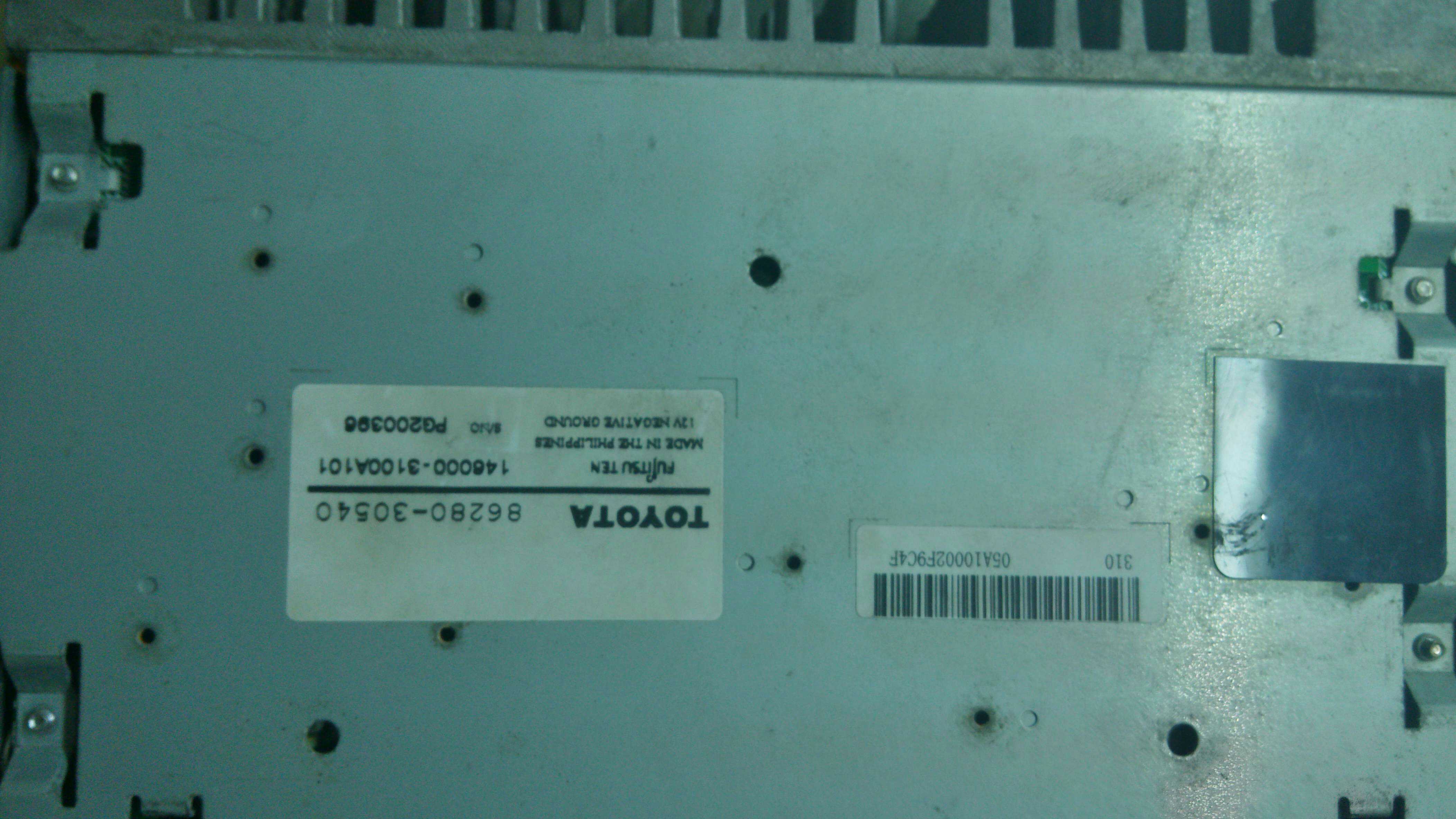 Professional maintenance of original car vehicle carried Toyota 13 Crown 6 disc DVD navigation host screen amplifier