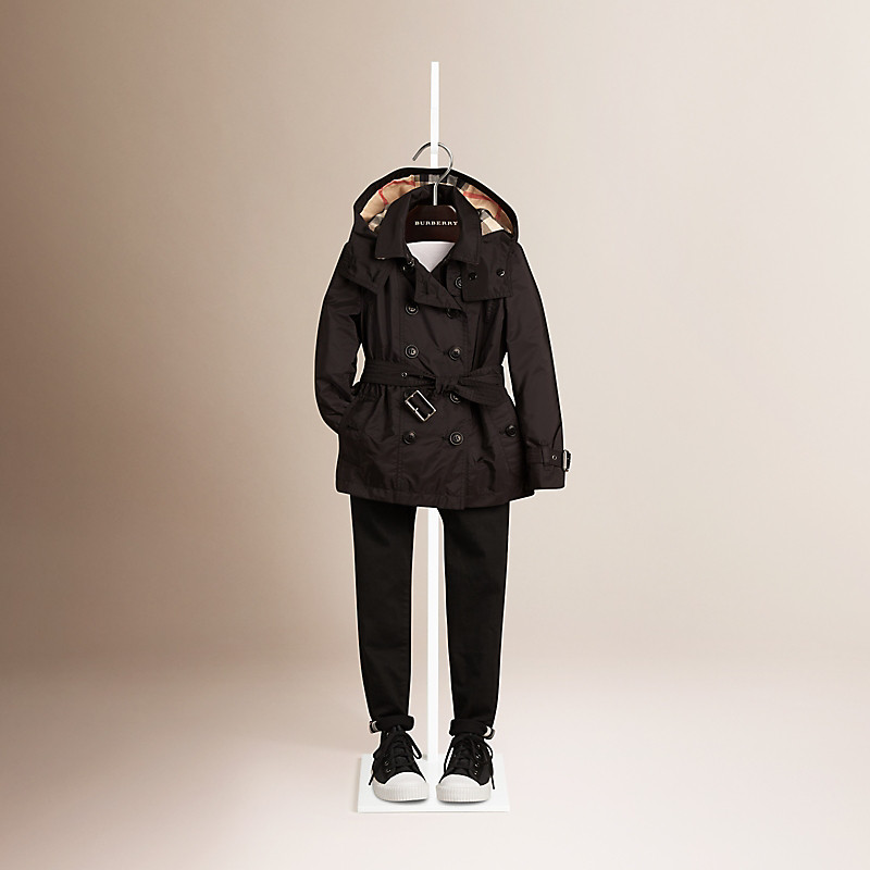 Burberry博柏利 功能性可拆式连帽 Trench 风衣 39975291
