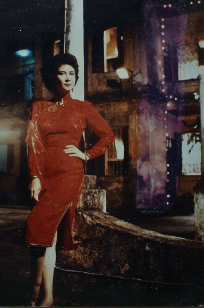 Jenny Hong Kong version 3R photo 1 is the old version of the film developed not digitally developed now