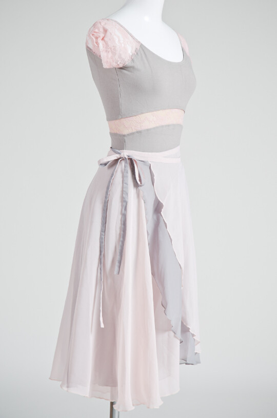 Ballet-style two-tone chiffon dress with ribbon ties, long ballet practice skirt