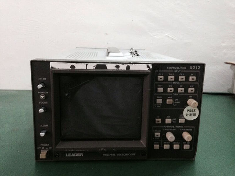 LEADER 5212 P N dual-standard vector oscilloscope Monitoring oscilloscope Japan 5212