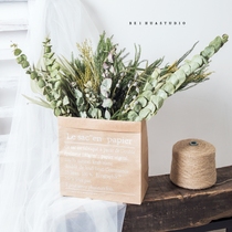 Eucalyptus leaves Eucalyptus fruit dried flowers Natural real flowers Dried branches Nordic literary style decorative decoration dried flowers paper bags
